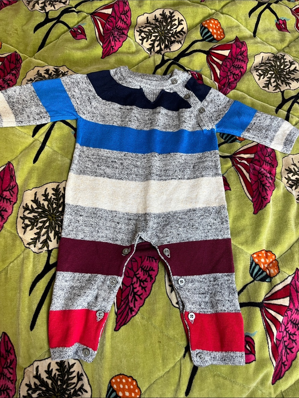 Baby GAP Striped Sweater Knit Footie in Blue, Navy, Gray, Cream & Red Sz 3-6